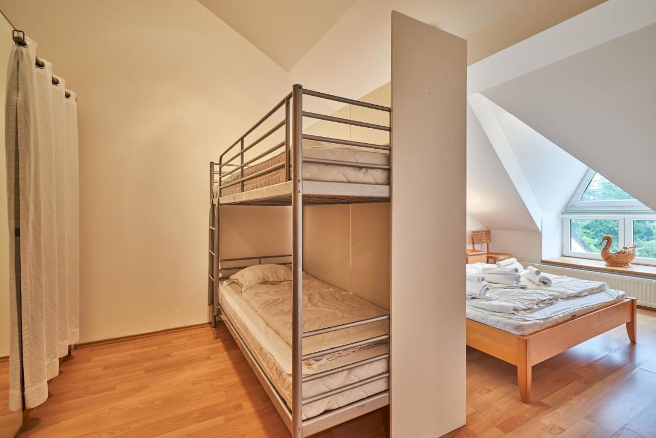 Poustevnik Apartments Pec pod Snezkou Luaran gambar