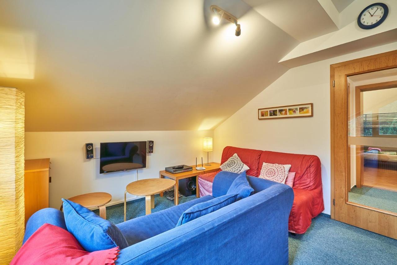 Poustevnik Apartments Pec pod Snezkou Luaran gambar