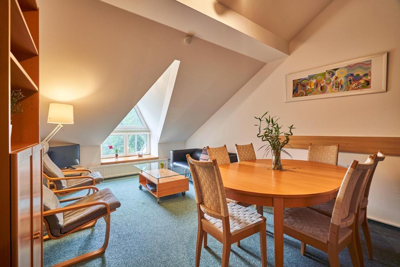 Poustevnik Apartments Pec pod Snezkou Luaran gambar