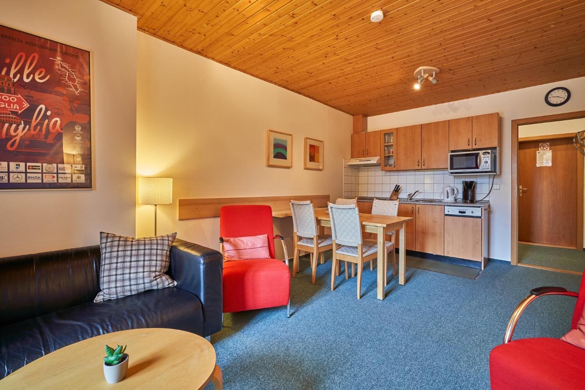 Poustevnik Apartments Pec pod Snezkou Bilik gambar