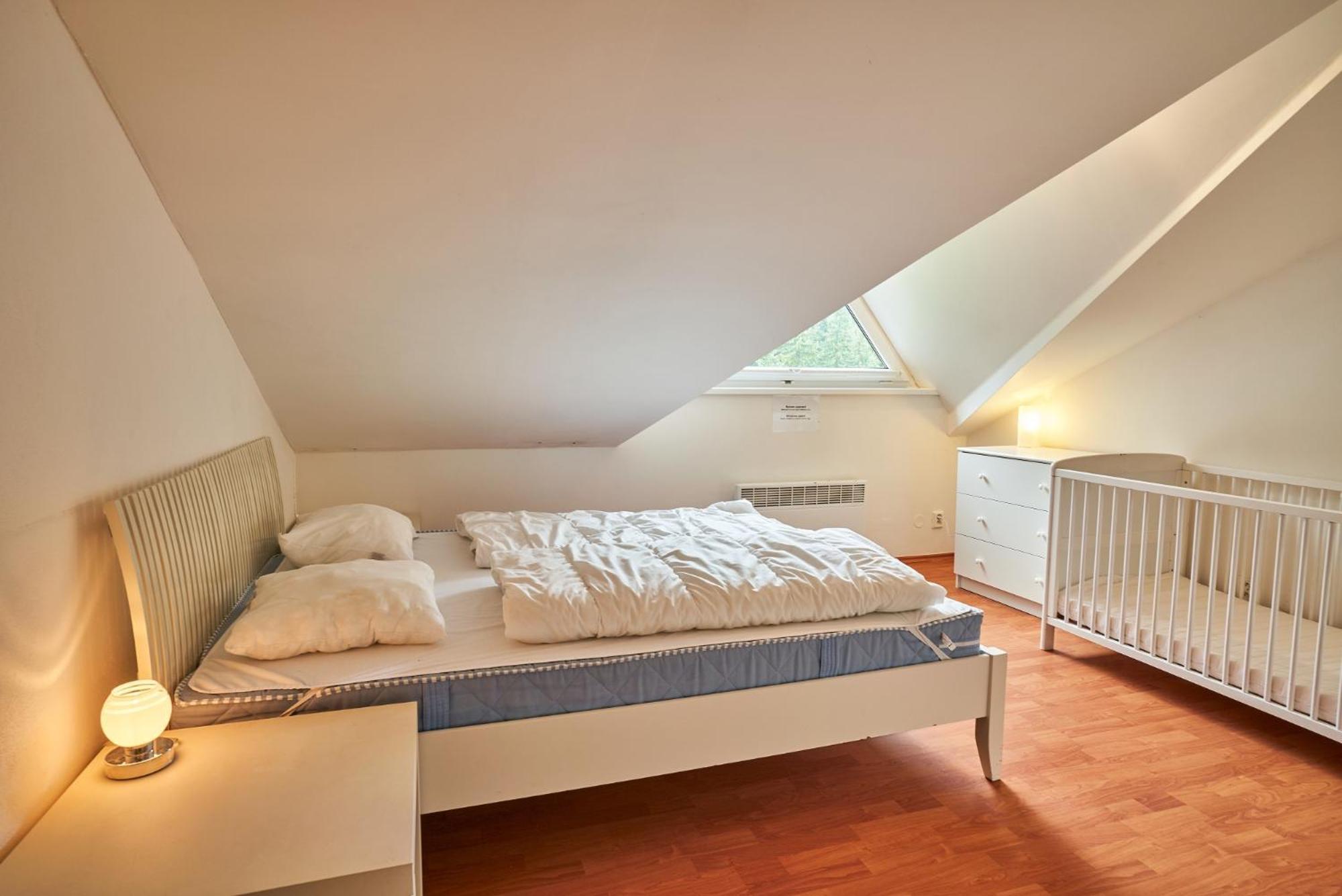Poustevnik Apartments Pec pod Snezkou Bilik gambar