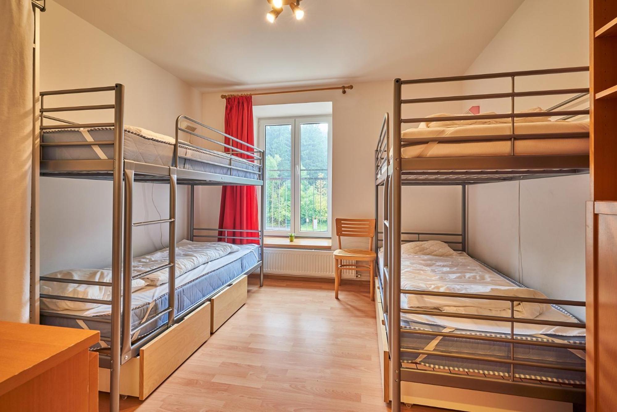 Poustevnik Apartments Pec pod Snezkou Bilik gambar