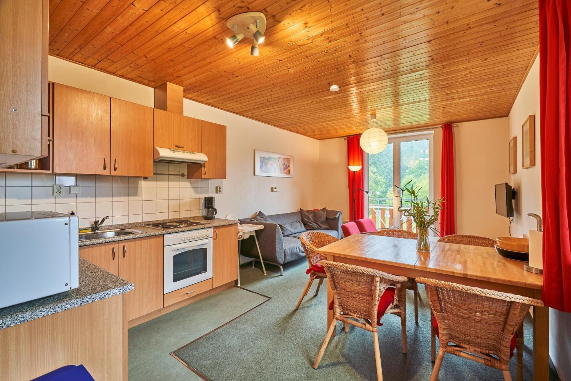 Poustevnik Apartments Pec pod Snezkou Bilik gambar