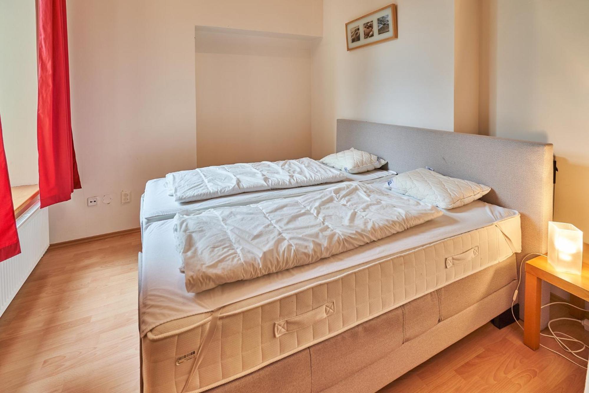 Poustevnik Apartments Pec pod Snezkou Bilik gambar